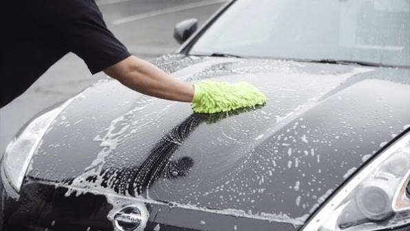 How to Detail the Exterior of a Car: A Step-by-Step Guide